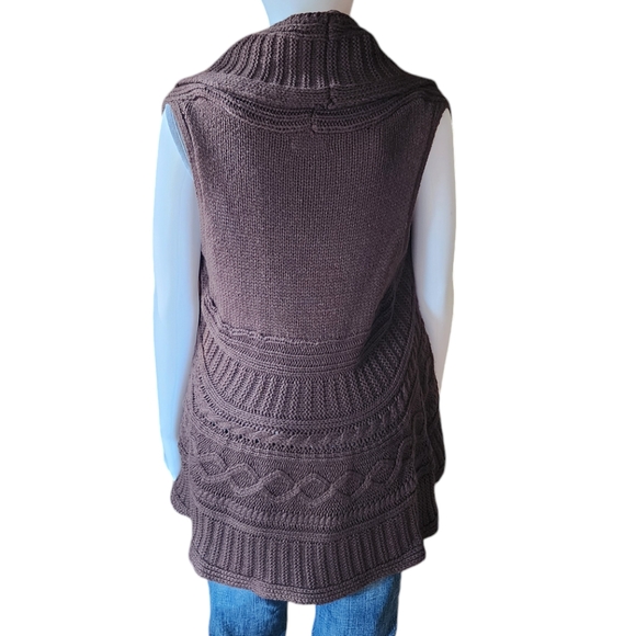Y2K Maurices Sleeveless Open Front Cable-Knit Sweater Vest - Picture 2 of 8